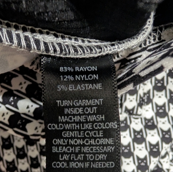 Betabrand Black and White Novelty Checkered Cat Print Ankle Zip Skinny Pants M - Picture 7 of 12